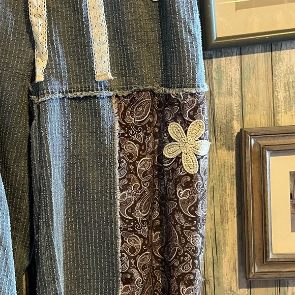 POL Patchwork Denim and Leopard Print Joggers - Picture 5 of 7